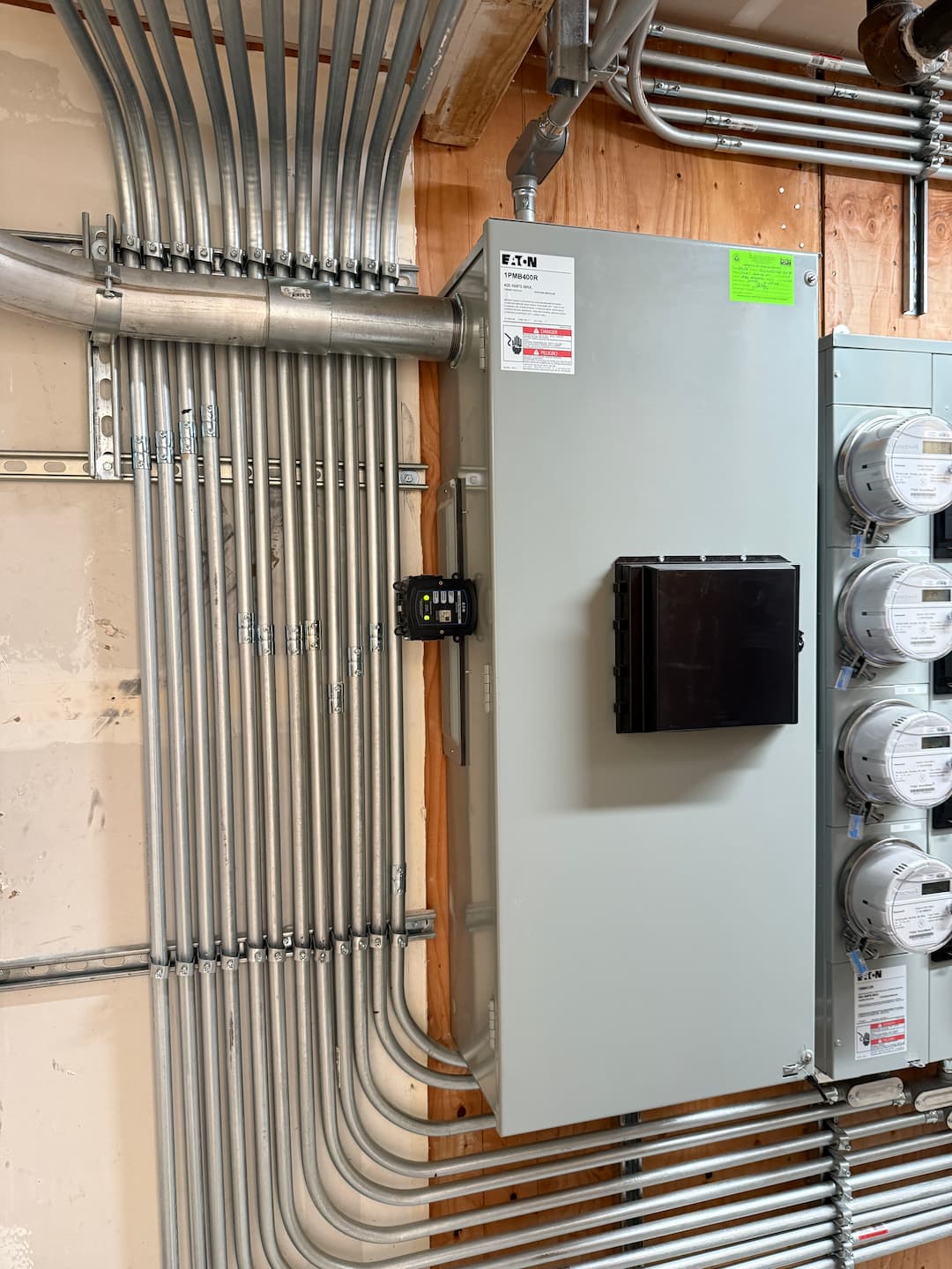 Apartment building distribution panel installation