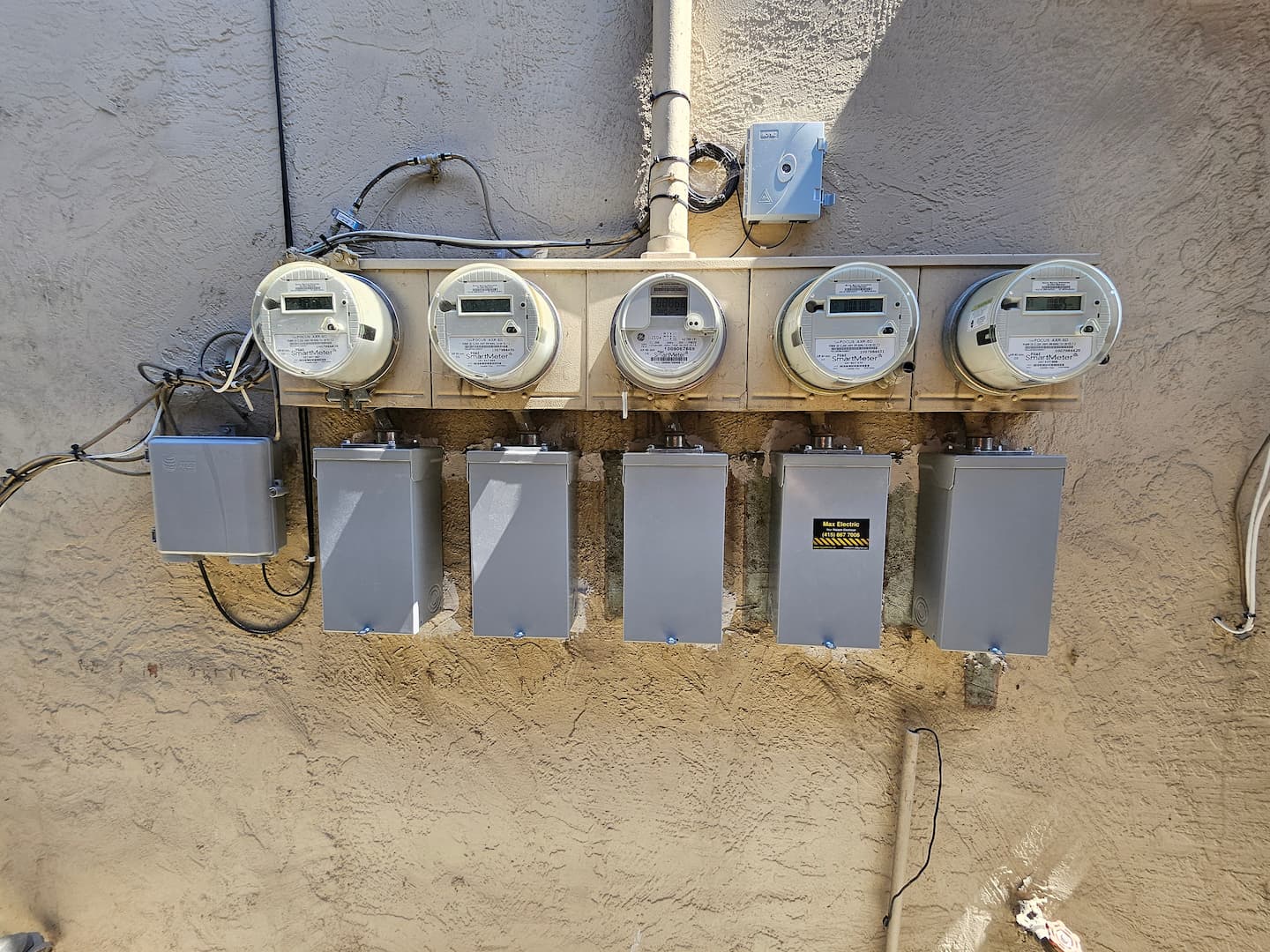 Completed five panel replacement front view in Oakland
