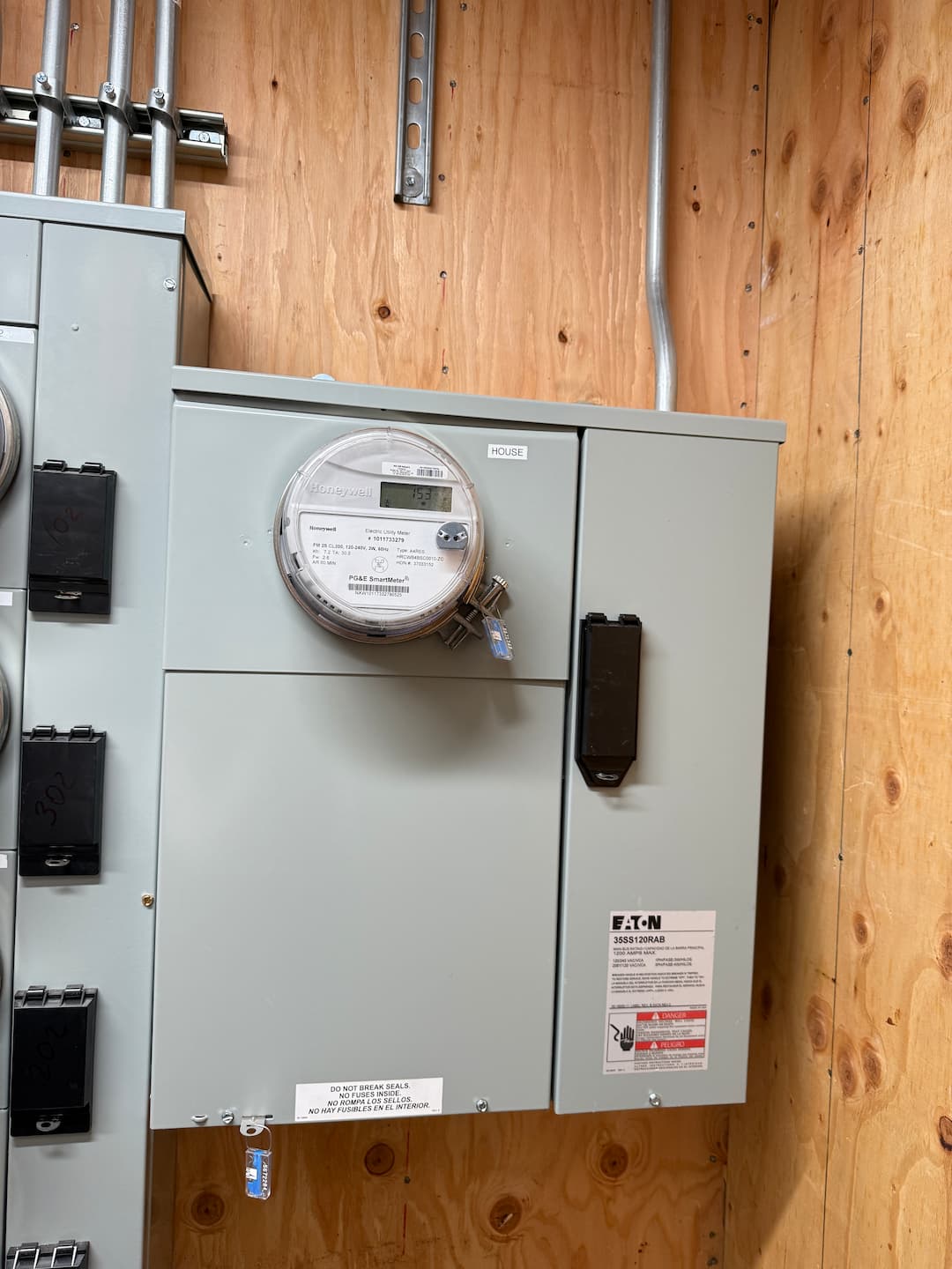 New house panel service equipment for apartment building