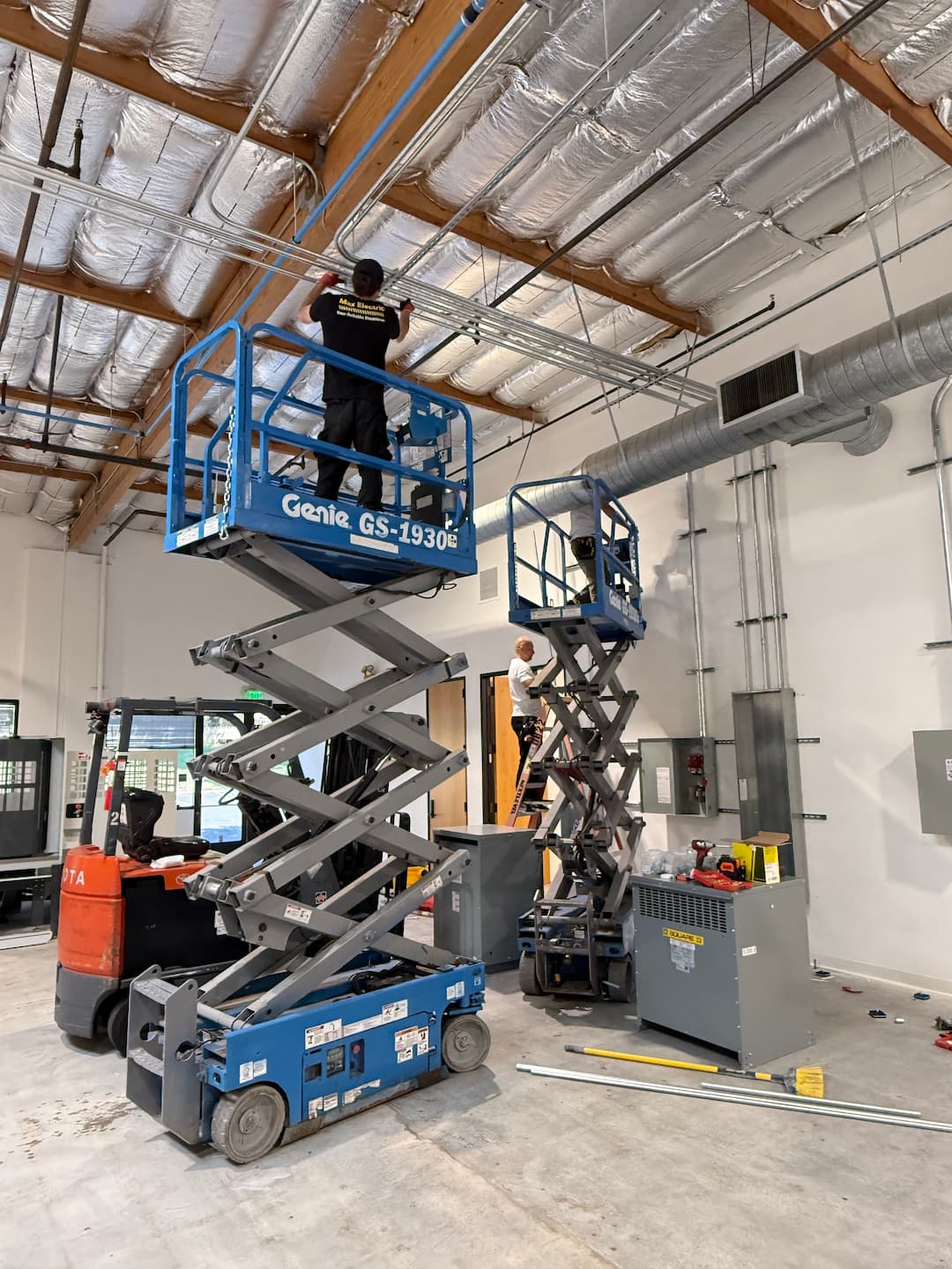 Robotics manufacturing facility electrical upgrade in Fremont