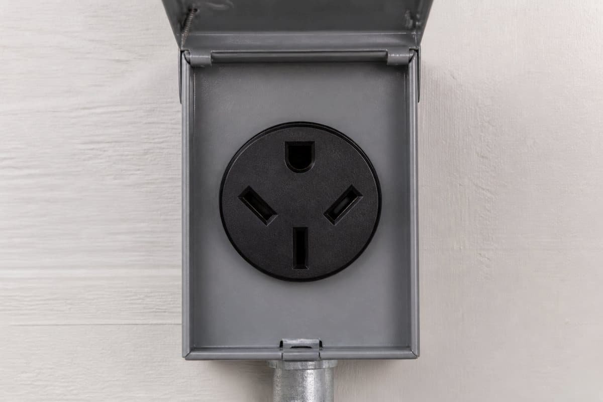 NEMA 14-50 receptacle installed in a residential garage